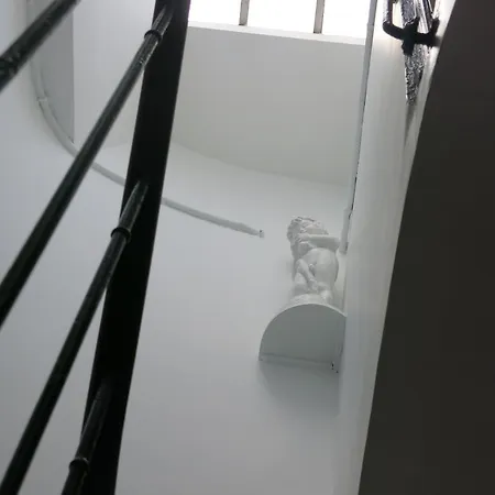 Les Escaliers De La Butte *